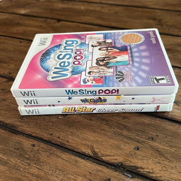 Lot of 3 Nintendo Wii Games - Karaoke, Rock and Dance - Picture 2 of 11